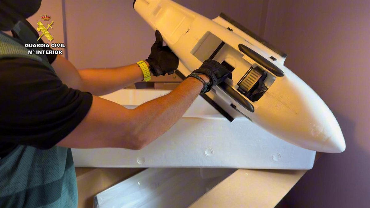 Nueve detenidos de una red de narcotráfico en el Estrecho que utilizaba drones de ala fija