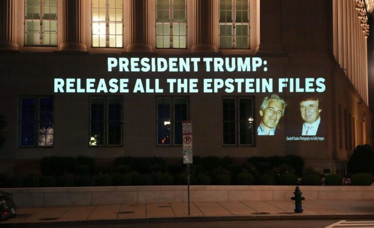 Los demócratas de EEUU publican correos de Epstein en los que afirma que Trump «pasó horas» con una de la víctimas