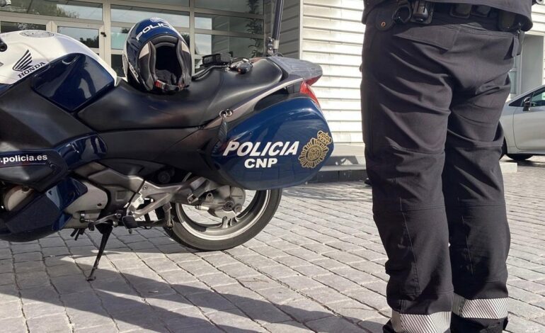 Detenido un menor por intentar robar el bolso a una mujer mayor con un fuerte tirón en Valladolid