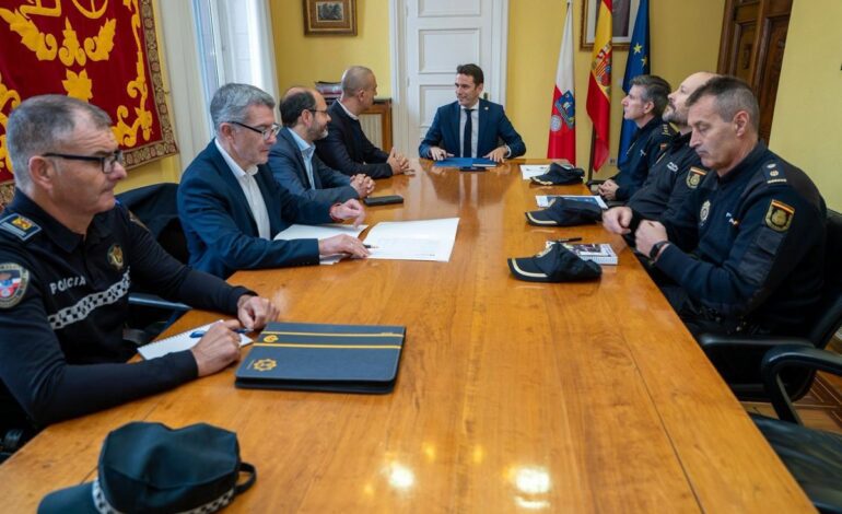 La Policía Nacional busca a dos de los autores de los atracos al bar y la gasolinera de Torrelavega