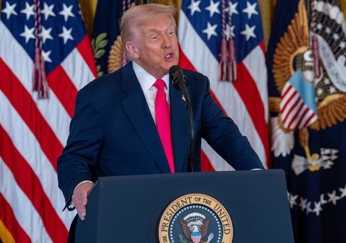 Trump propone pena de muerte para los demócratas que pidieron a los militares desobedecer órdenes «ilegales»