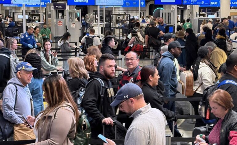 EEUU premiará con 8.600 euros a 800 controladores aéreos y técnicos que no se ausentaron durante el cierre gubernamental