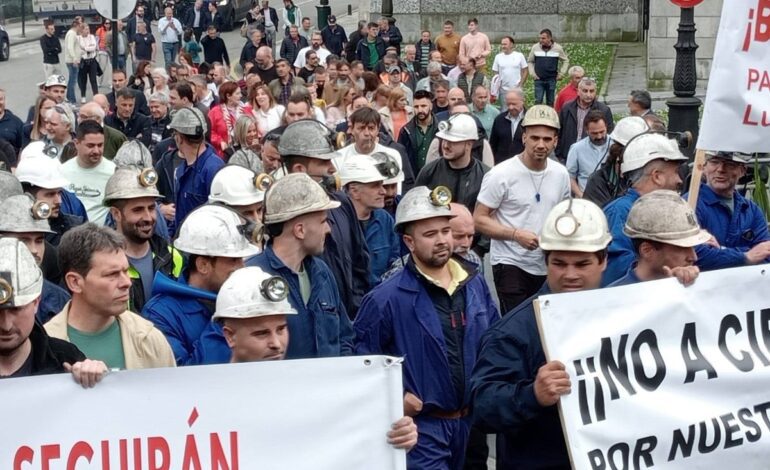 Accidente minero en Vega de Rengos (Cangas del Narcea) con al menos dos personas atrapadas