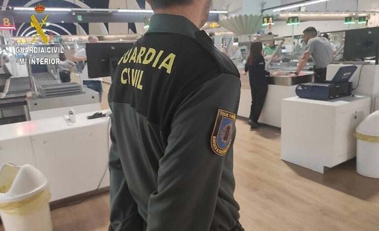 Cae una red en Umbrete (Sevilla) que enviaba drogas a Ibiza mediante empresas de paquetería con ocho detenidos