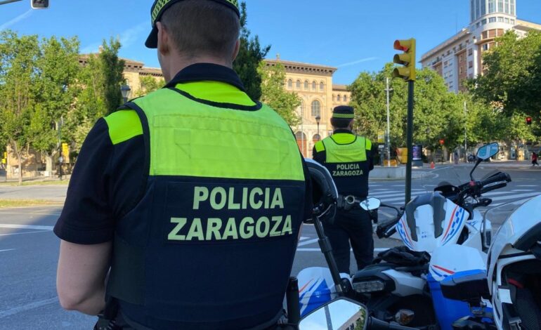 A prisión un joven por robar cadenas de oro en patinete y atropellar a un policía local en su huida