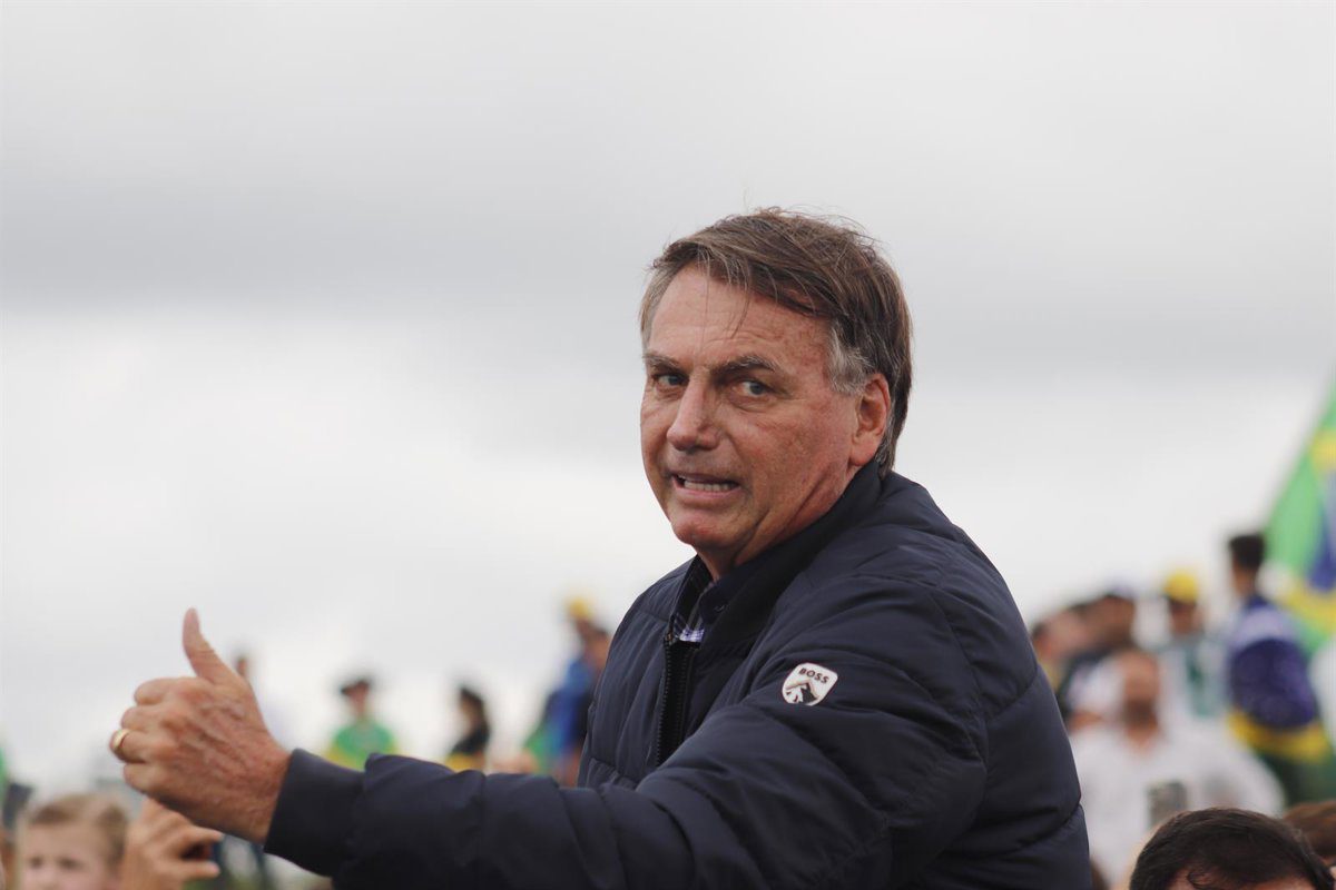 Arrestado Bolsonaro por riesgo de fuga en medio de su proceso por golpismo