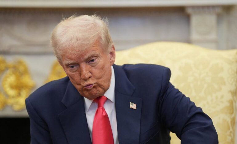 Un juez federal de EEUU desestima los cargos contra James Comey y Letitia James por un error procedimental