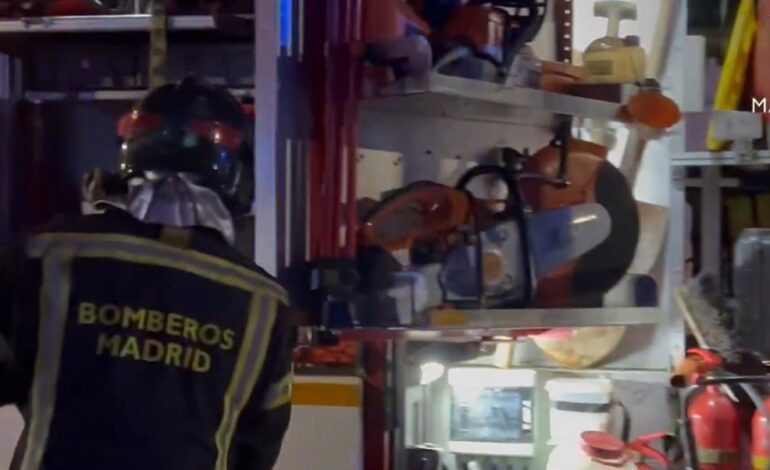 Fallece un hombre en el incendio de una vivienda en Villaverde (Madrid)