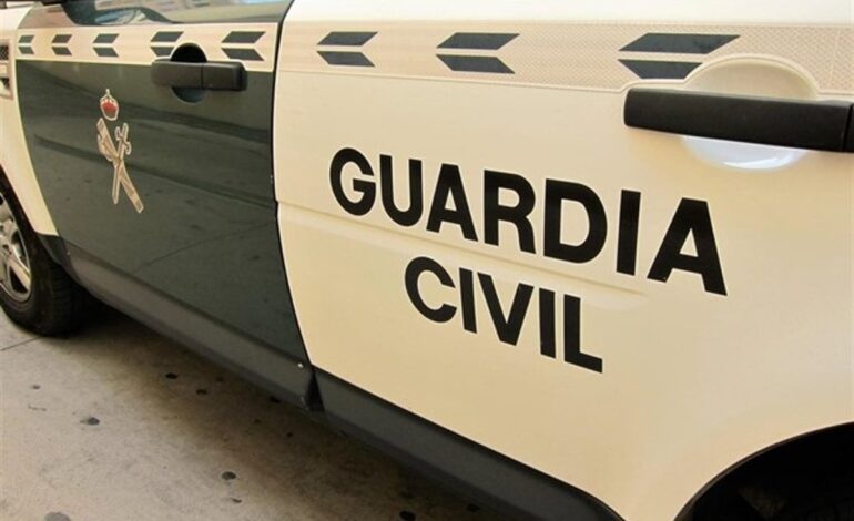 Tres detenidos que escondían 300 gramos de cocaína entre productos de higiene femenina en un coche