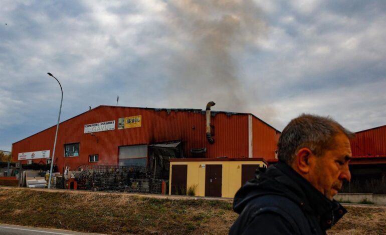 Reabierta la C-59 en Caldes de Montbui (Barcelona) tras más de 2 horas de corte por el incendio