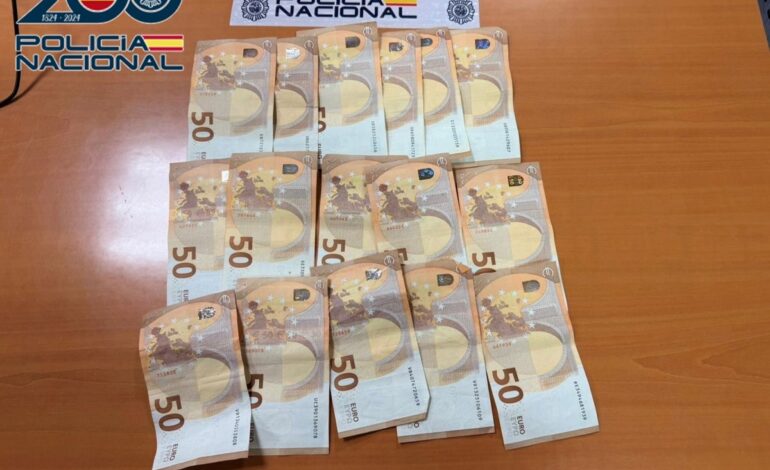 Detienen a un joven de un centro de menores tras robar dinero a un anciano en Triana, en Las Palmas de Gran Canaria