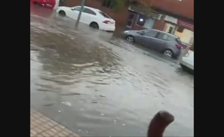 Las fuertes lluvias inundan Cáceres y avanzan hacia el resto del país con rachas de viento huracanadas