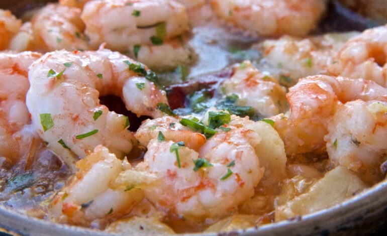 El truco para cocinar gambas congeladas en Navidad y que parezcan frescas