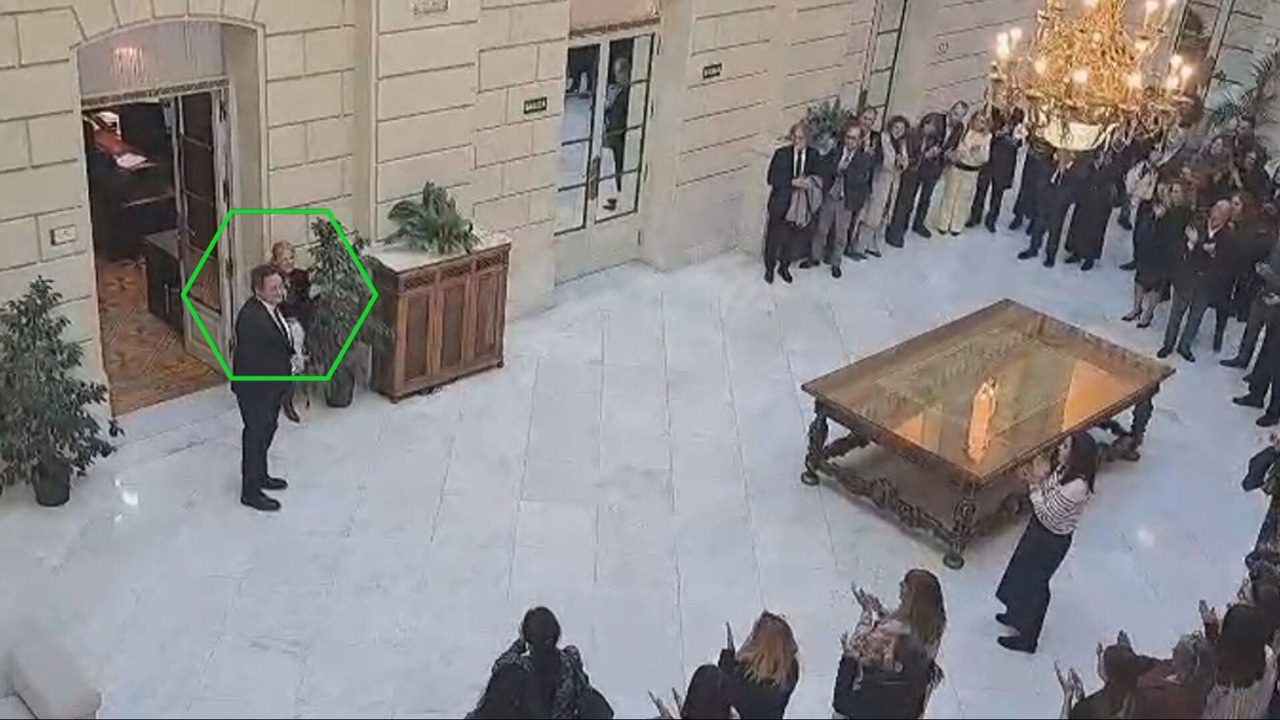 Así han ovacionado a García Ortiz sus compañeros antes de hacer frente a su juicio histórico en el Supremo