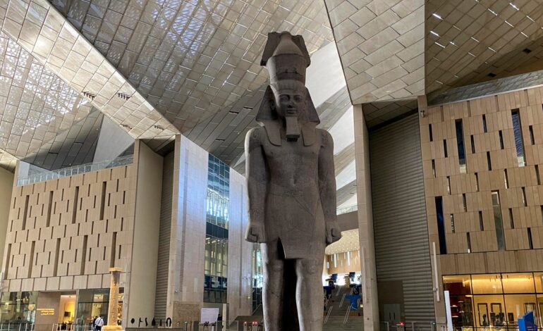 El Rey Felipe VI asiste a la inauguración del Gran Museo Egipcio en El Cairo