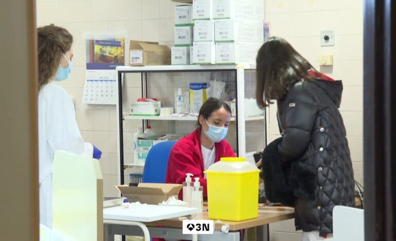 La gripe vuelve con fuerza este otoño a España