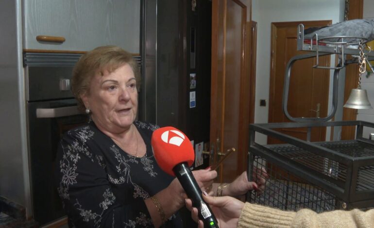 el loro que se escapó, y al volver comparte custodia con el Estado