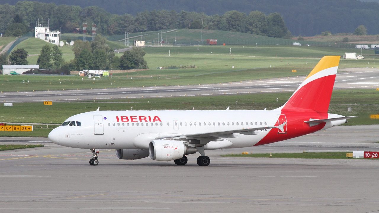 Iberia y otras cinco compañías suspenden sus vuelos a Venezuela