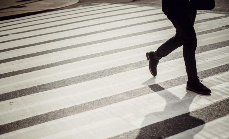 Expertos reclaman ciudades más seguras y peatonales ante el auge de la movilidad urbana