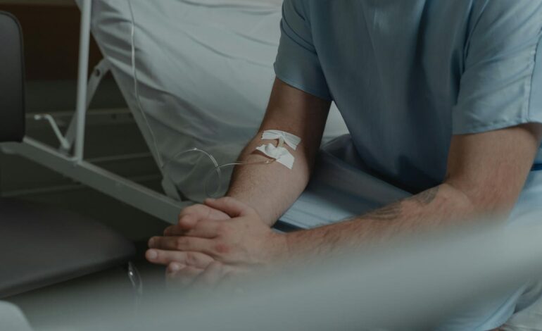 Muere tras despertarse de un coma y acusar a su novia embarazada del accidente sufrido