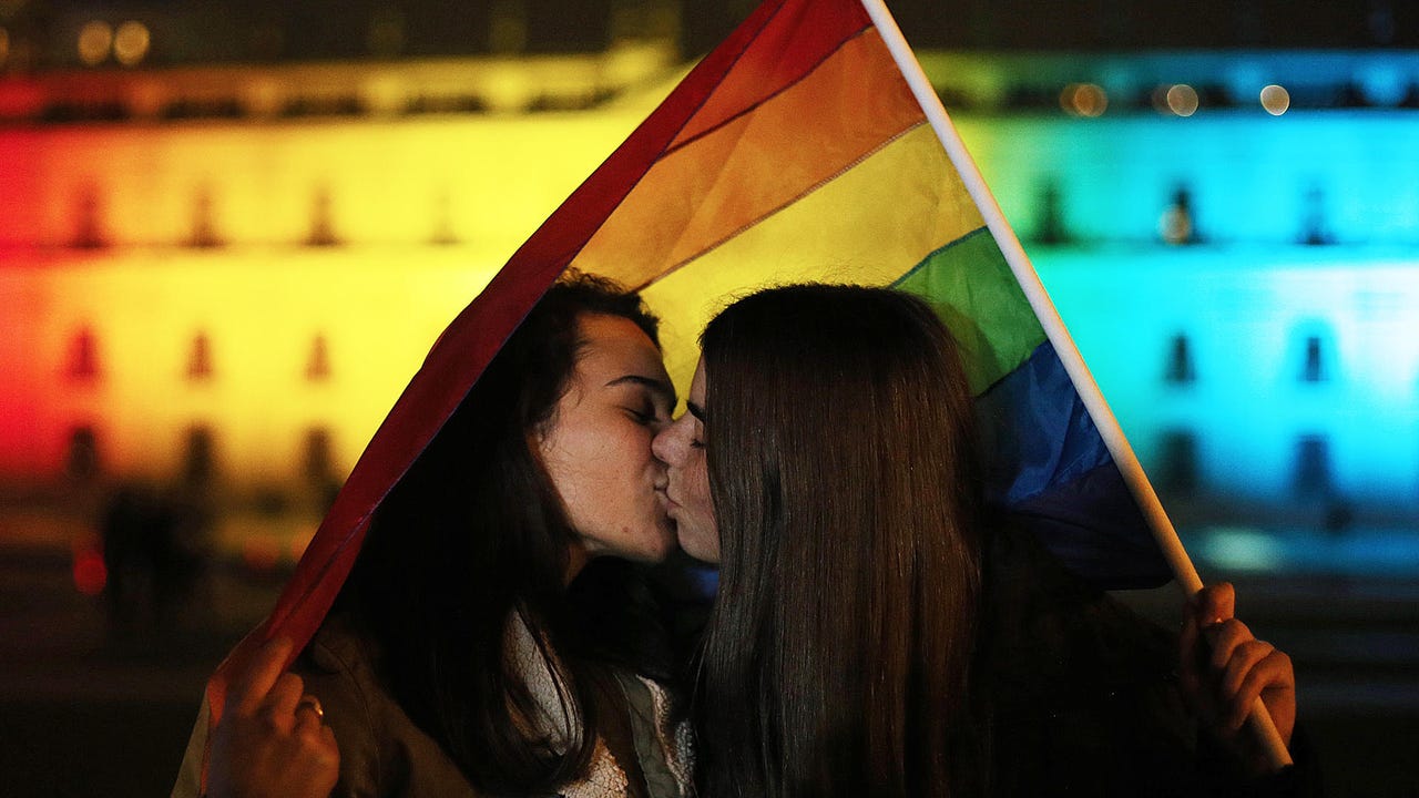La Justicia europea obliga a todos los países de la UE a reconocer el matrimonio homosexual contraído en otro Estado miembro