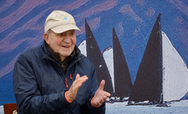 Juan Carlos I dice no arrepentirse ni tener remordimientos y achaca su salida del trono a una «abdicación física»