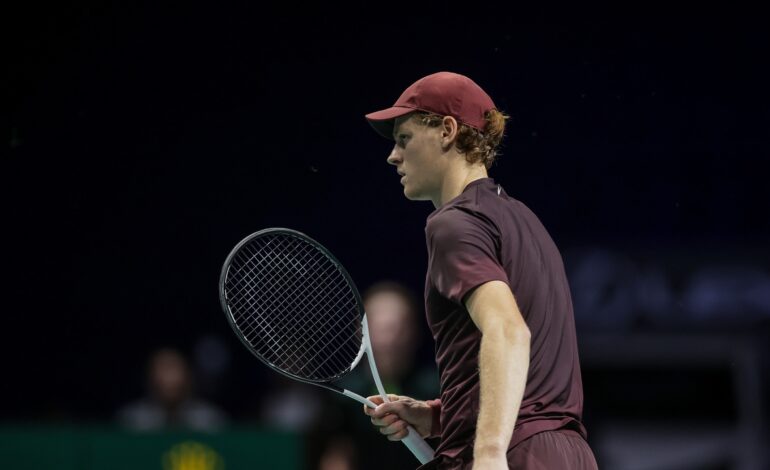 Sinner vence a un dignísimo Aliassime, gana en París su primer Masters del año y recupera el número 1