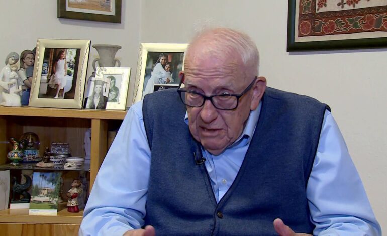 Joan Canela, socio número 6 del Barça, inauguró el nuevo Camp Nou: «Me cayó alguna lágrima»