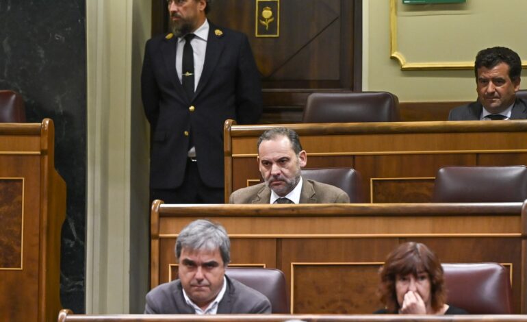 Anticorrupción pedirá más de 20 años de cárcel para José Luis Ábalos por cuatro delitos