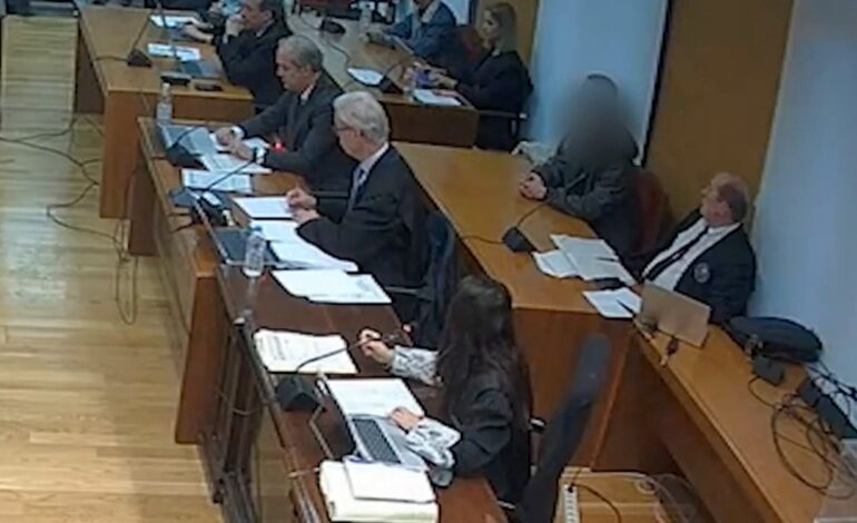 Escucho gritos de mi padre y mi hermana