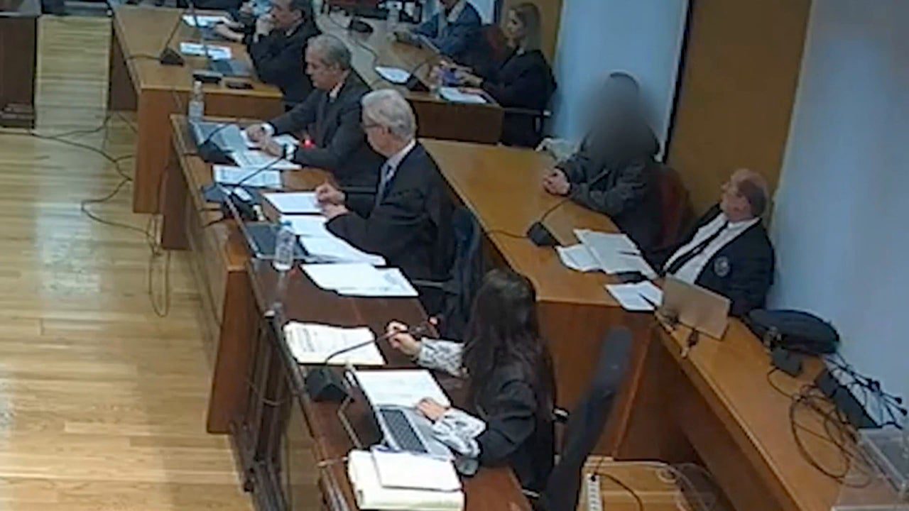 Escucho gritos de mi padre y mi hermana