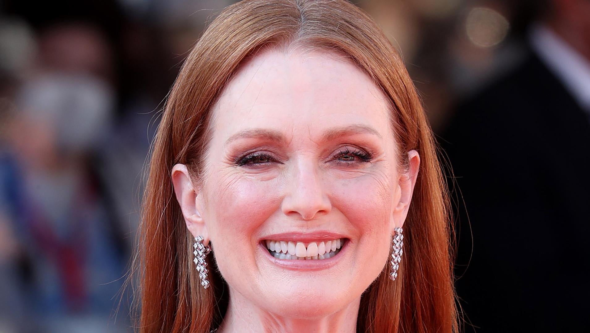 Secar bien el cabello a los 50 importa: por qué este sencillo gesto cambiará tu salud capilar