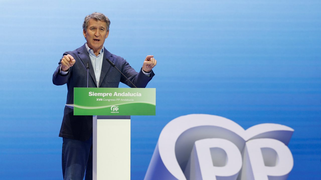 pide evitar «carambolas» en Andalucía mientras negocia con la ultraderecha en Valencia