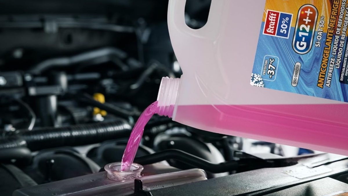 Este kit anticongelante perfecto para el invierno lo han comprado casi 4.000 personas y está en oferta en Amazon