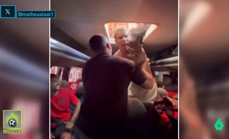 ¡Locura total! Los hinchas del Flamengo se cuelan en el autobús del equipo de camino a la final de la Libertadores