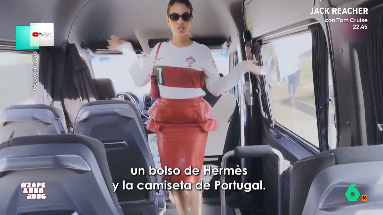 El ‘look’ de Georgina Rodríguez para ver jugar al hijo de Cristiano: «Es lo contrario que las videollamadas de trabajo»