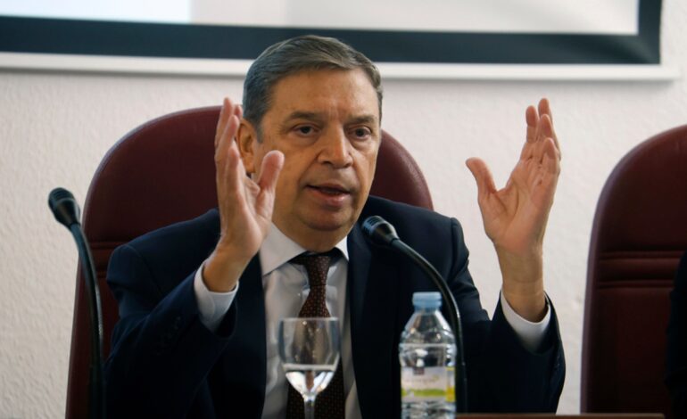 El Gobierno llama a la «tranquilidad» tras los casos de peste porcina africana en España: «El abastecimiento está garantizado»