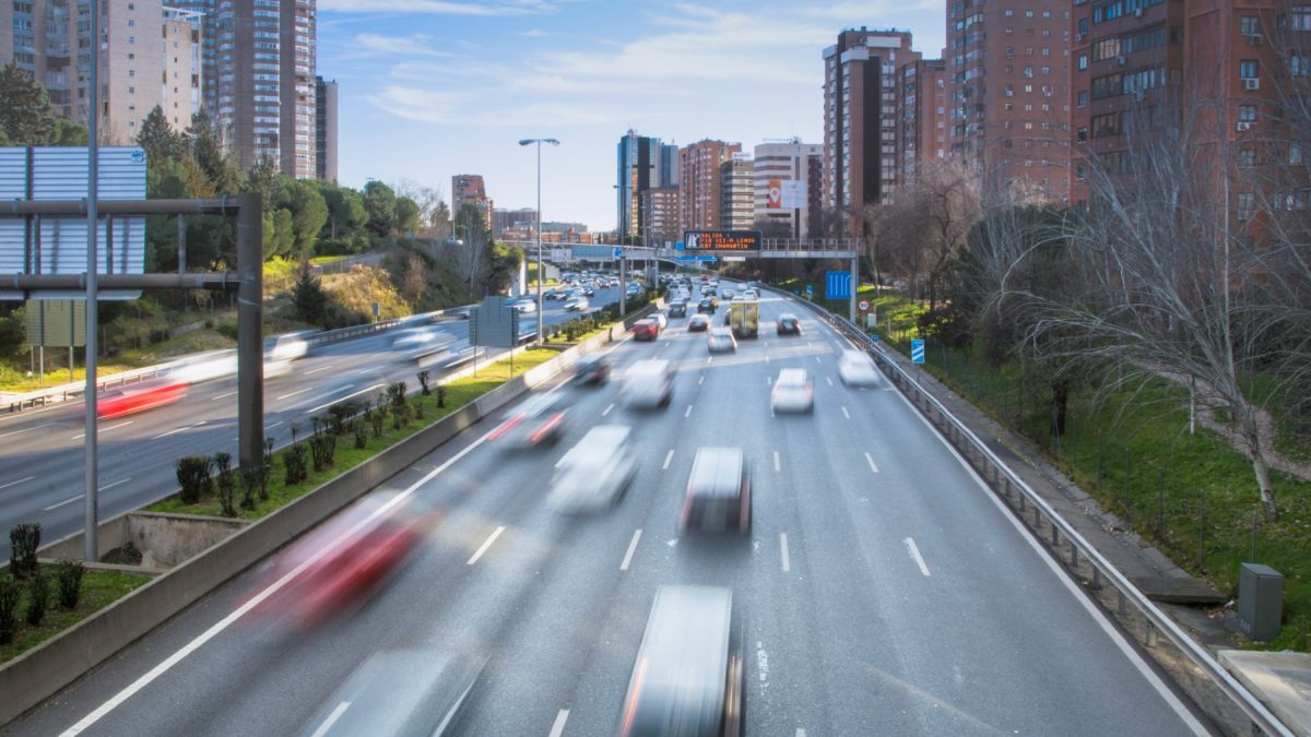 la M-30 concentra las sanciones y el Ayuntamiento recauda 4.500 euros por hora