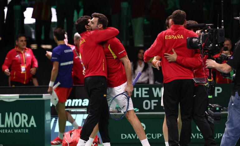 España remonta ante República Checa y se mete en las semifinales de la Copa Davis
