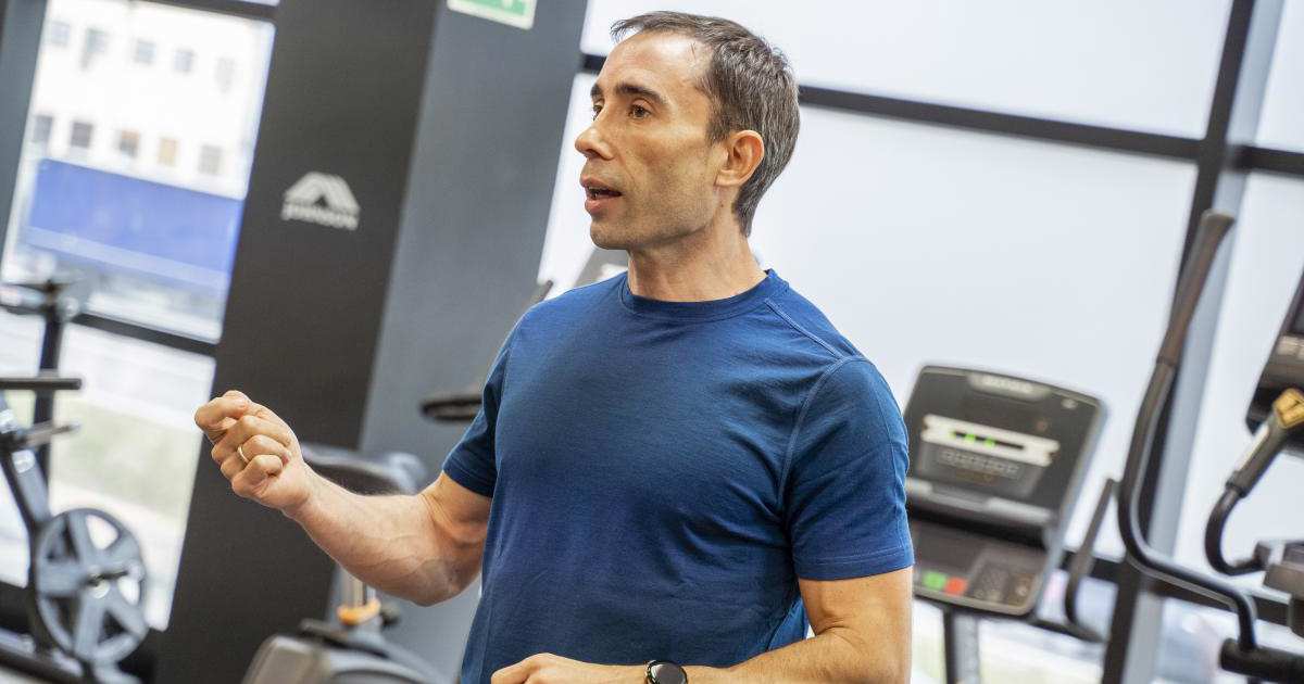 “Imagina que lees un libro especial en el que no puedes volver la página atrás. ¿Con cuánta atención lo leerías? Pues eso es la vida”