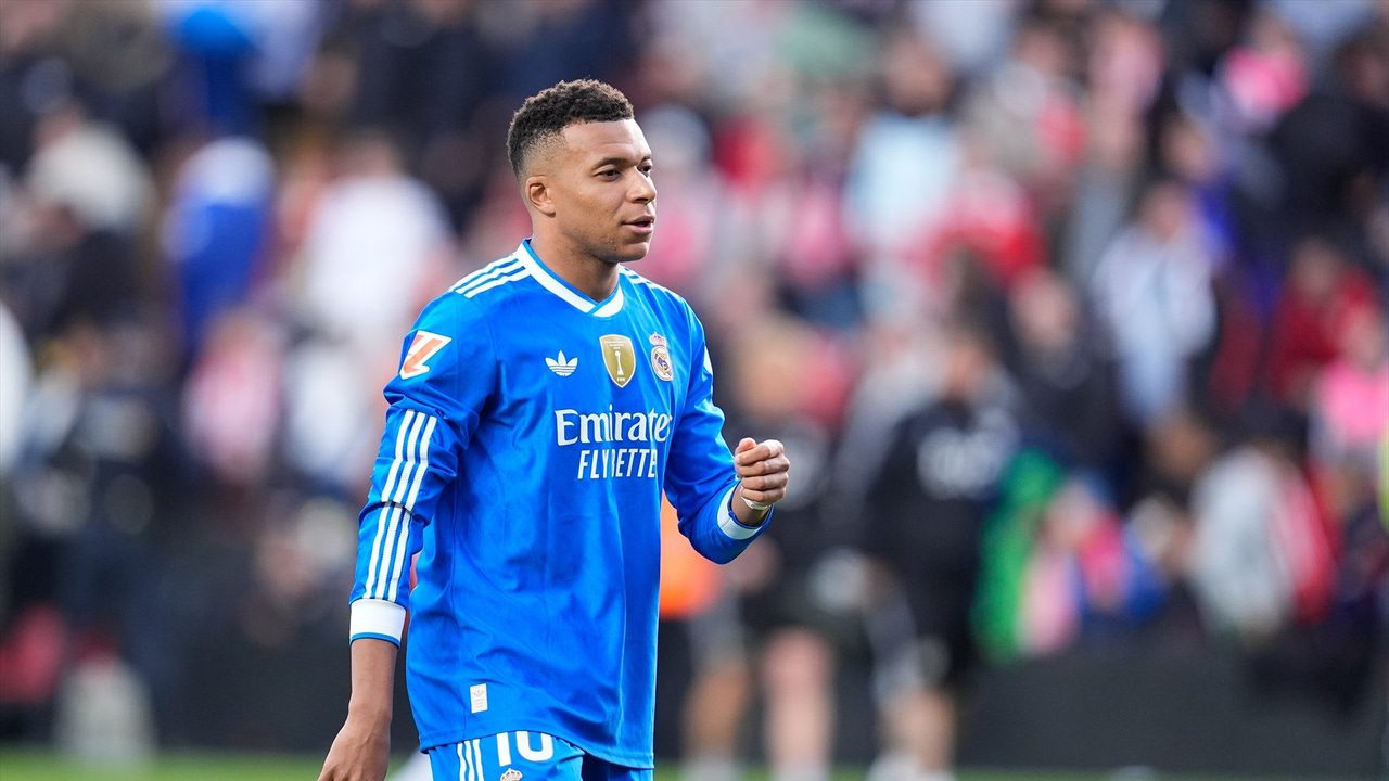 Real Madrid, en directo: ¡Vinicius, suplente en el Martínez Valero!