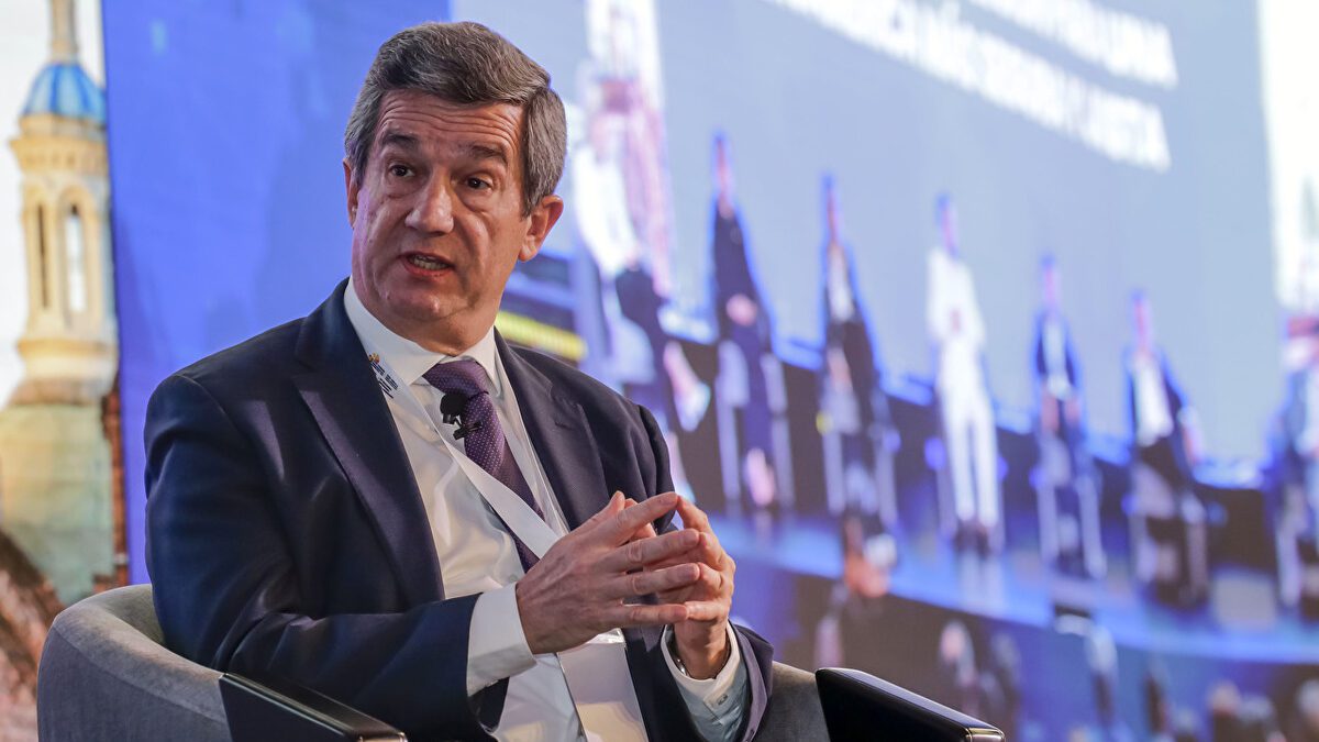 ¿Quién es Miguel Arrufat y cuál es su papel en la Universidad Online UNIR?