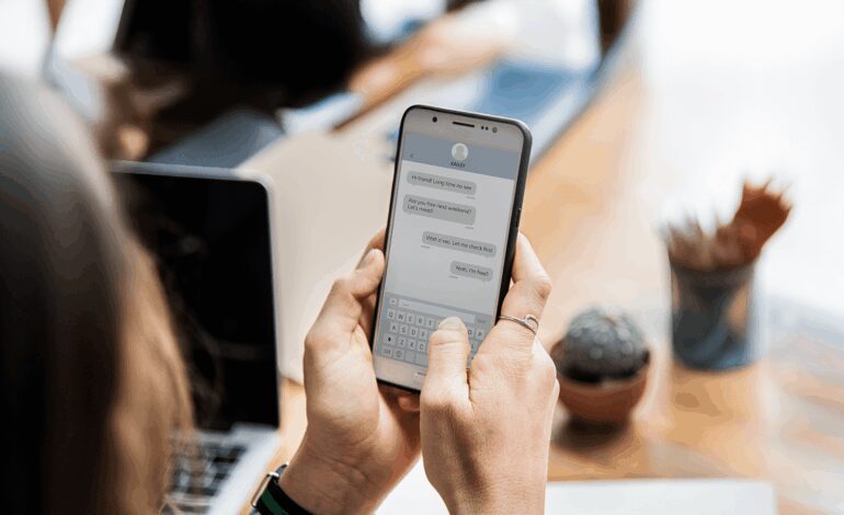 ¿Qué pasa si comparto una captura de pantalla de una conversación privada?