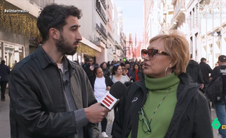 Una mujer, a favor de multar a los supermercados que pongan dulces navideños antes de tiempo: «Quitan la ilusión»