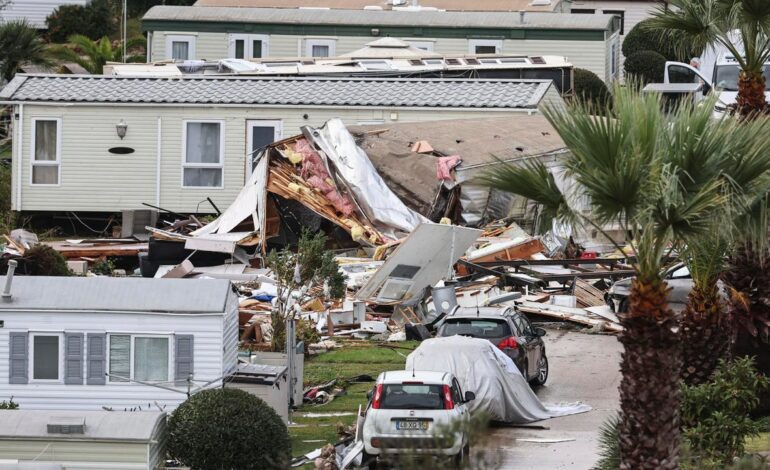 Una mujer muerta y 28 heridos, entre ellos cuatro españoles, por los fuertes vientos de la borrasca Claudia en el sur de Portugal