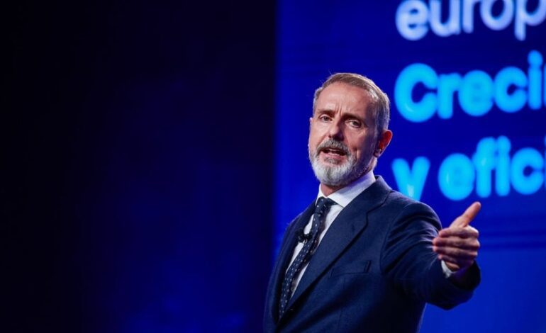 Telefónica comunica a los sindicatos que hará ERE en siete empresas pero no desvela aún las cifras