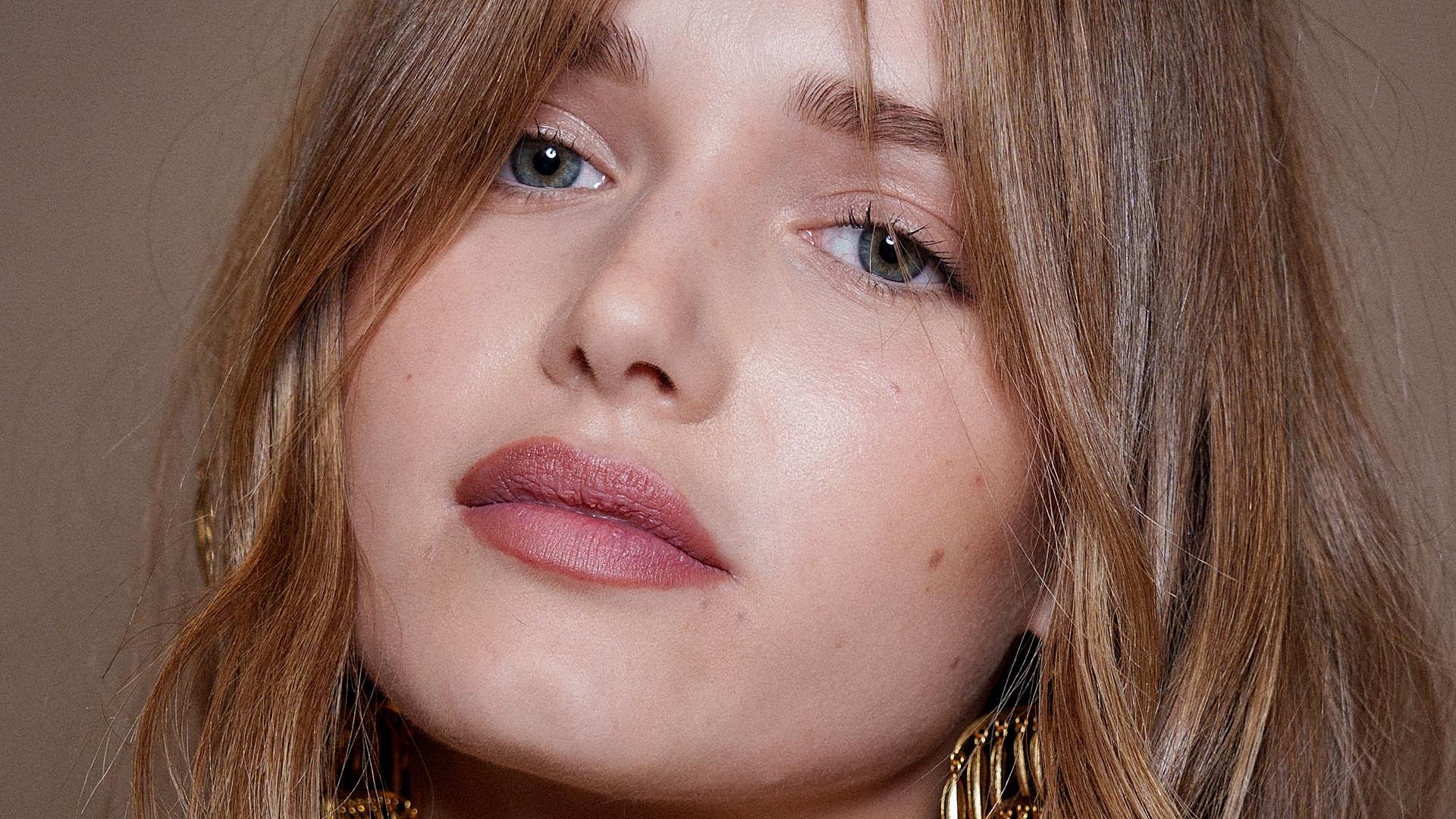 Labiales nude para llevar a diario: los tonos que más favorecen