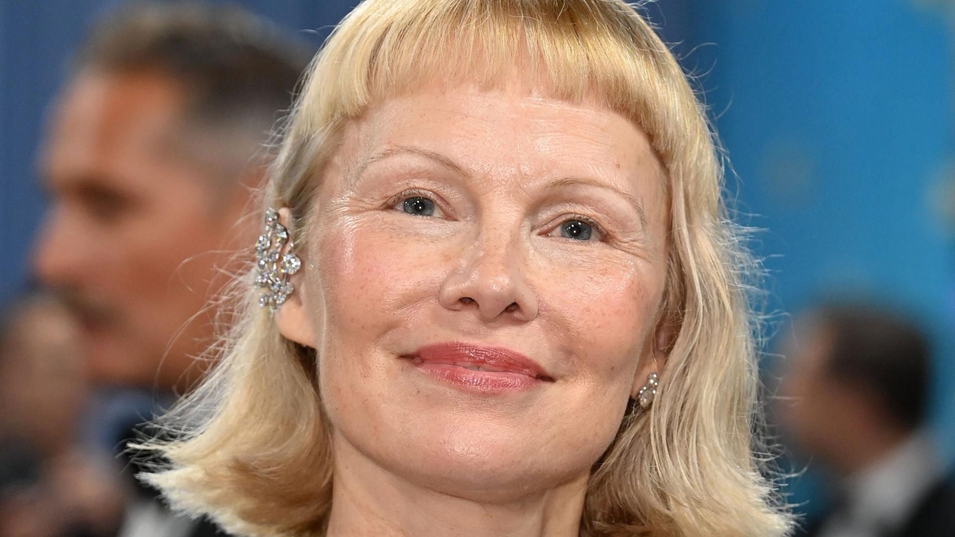 El truco de experta para suavizar las arrugas del código de barras