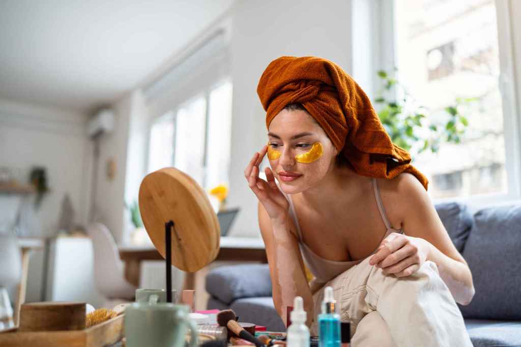 Los parches para los ojos son una gran herramienta para lograr una apariencia más descansada.