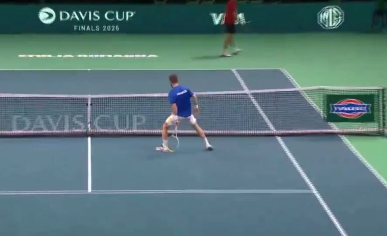 La "payasada" del año en el mundo del tenis: ¿Qué se le pasó por la cabeza a Moutet?